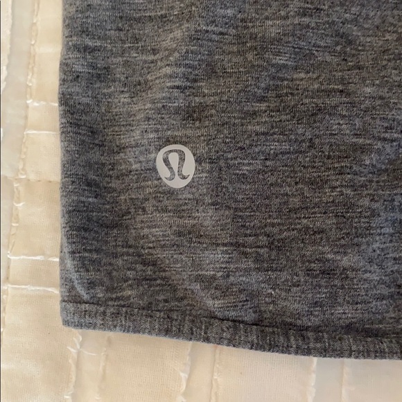 Lululemon top - Picture 4 of 6